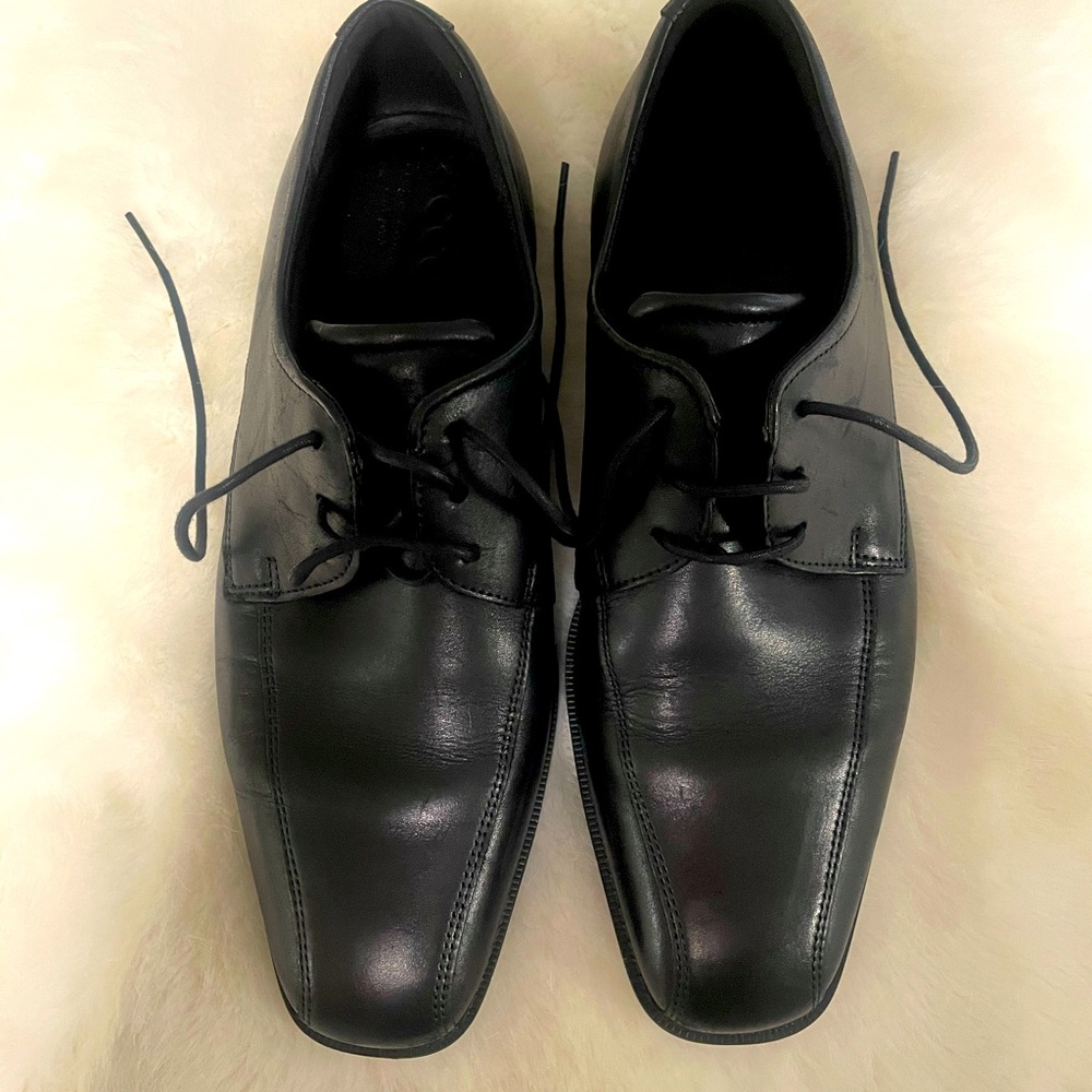 Ecco men’s black dress shoes
